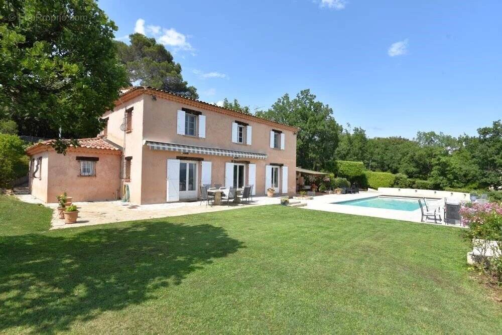 Maison à MONTAUROUX