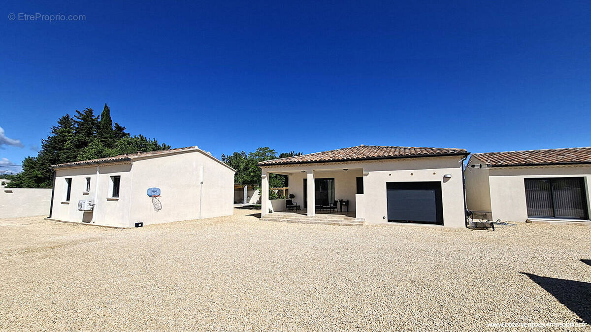 Maison à MONDRAGON