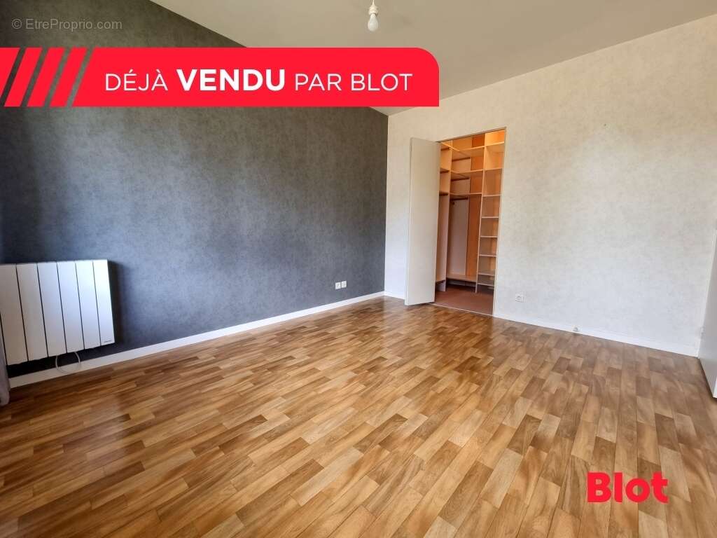 Appartement à MELESSE