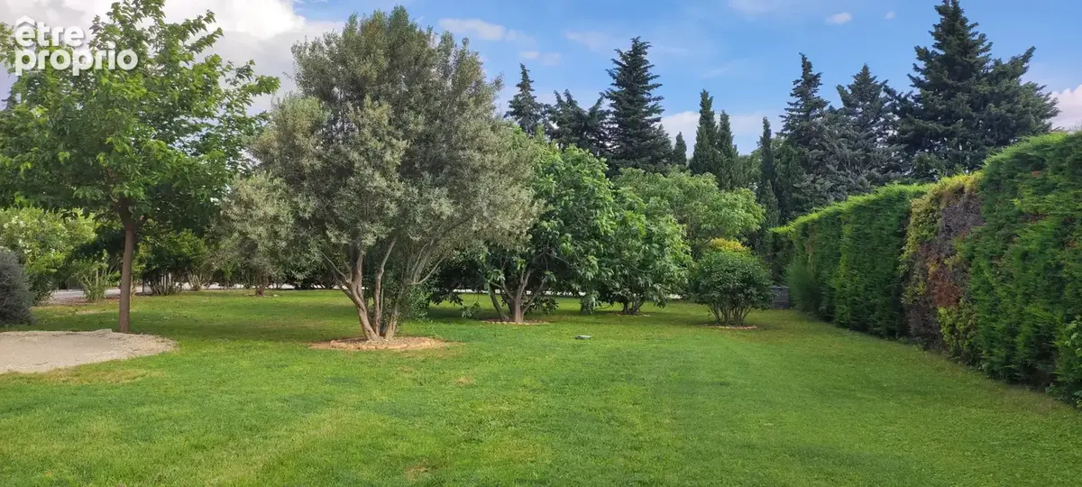 Villa de plain-pied au calme, avec terrain constructible de 1 540 m2 - photo 3