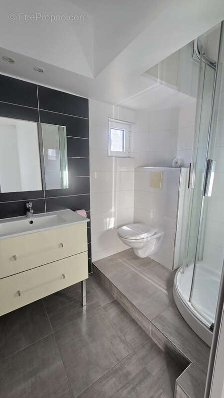 Appartement à LIMOURS