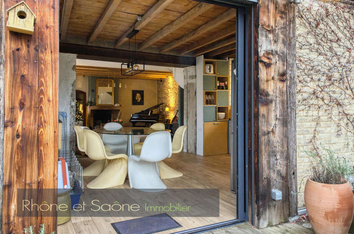 Photo 6 - Maison à ECULLY