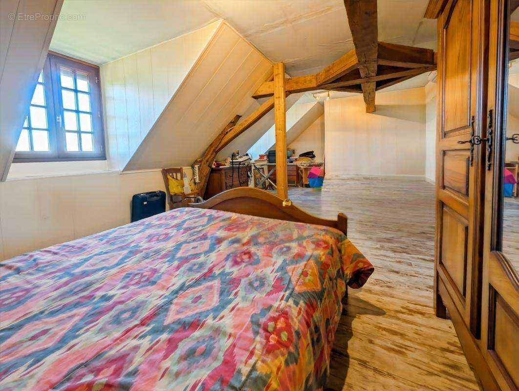 Propriété avec hangar et 4 800 m² de terrain - photo 12
