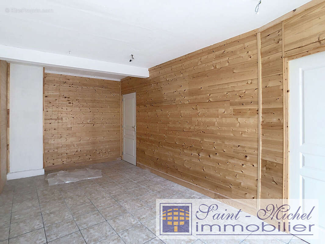 Appartement à QUIMPERLE