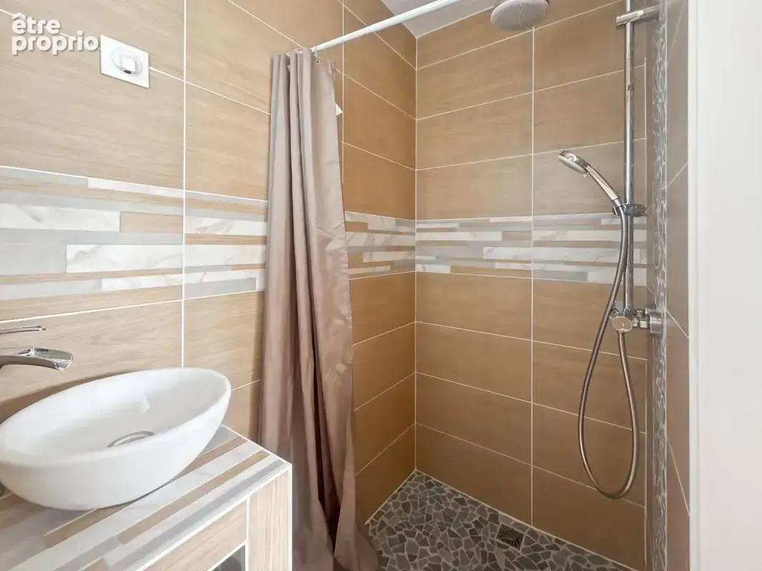 Maison entièrement de plain pied & en parfait état  - photo 9