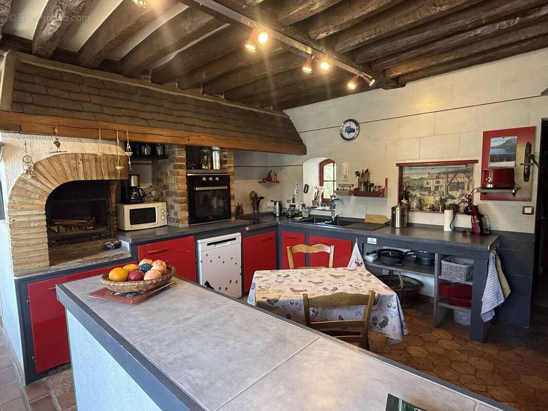 Longère de caractère – 5 chambres – 163 m² – Villeblevin - photo 6