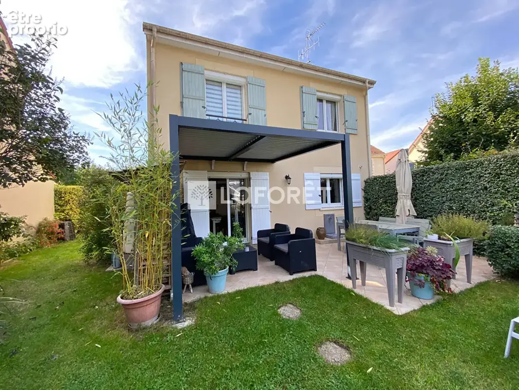 Maison individuelle 4 chambres avec joli jardin et terrasse ST LEGER DU BOURG DENIS - photo 1