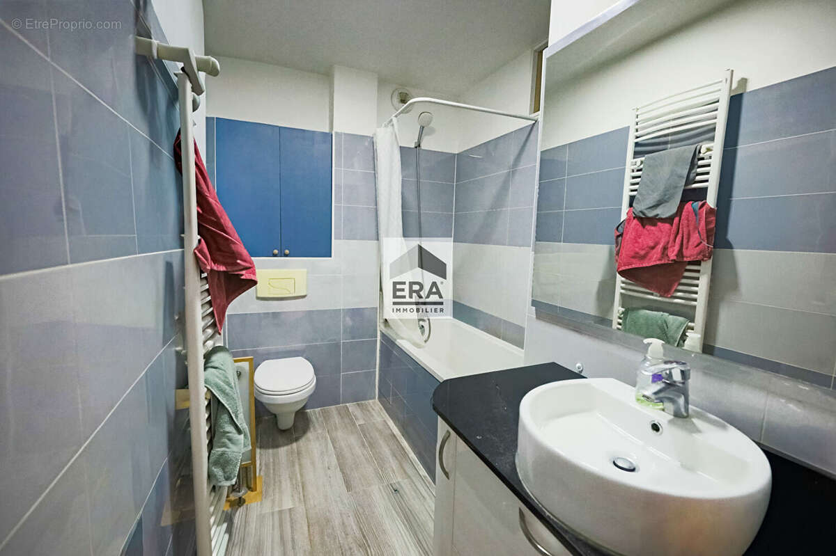 Appartement à PARIS-14E