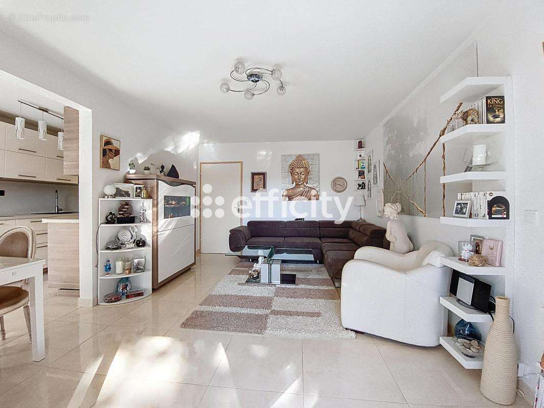 Appartement à SAINT-GRATIEN