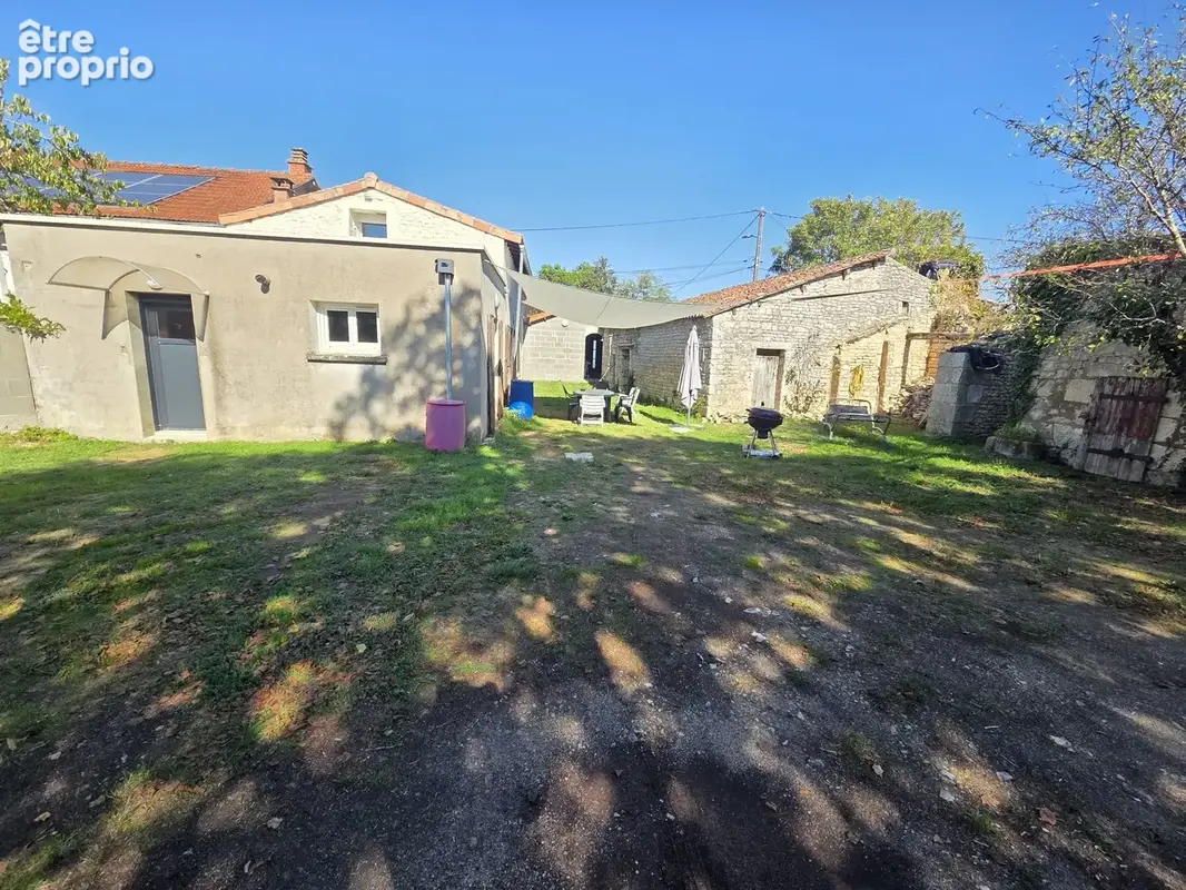 Maison 6 pièces 109 m² à vendre à Jardres (86800) - photo 2
