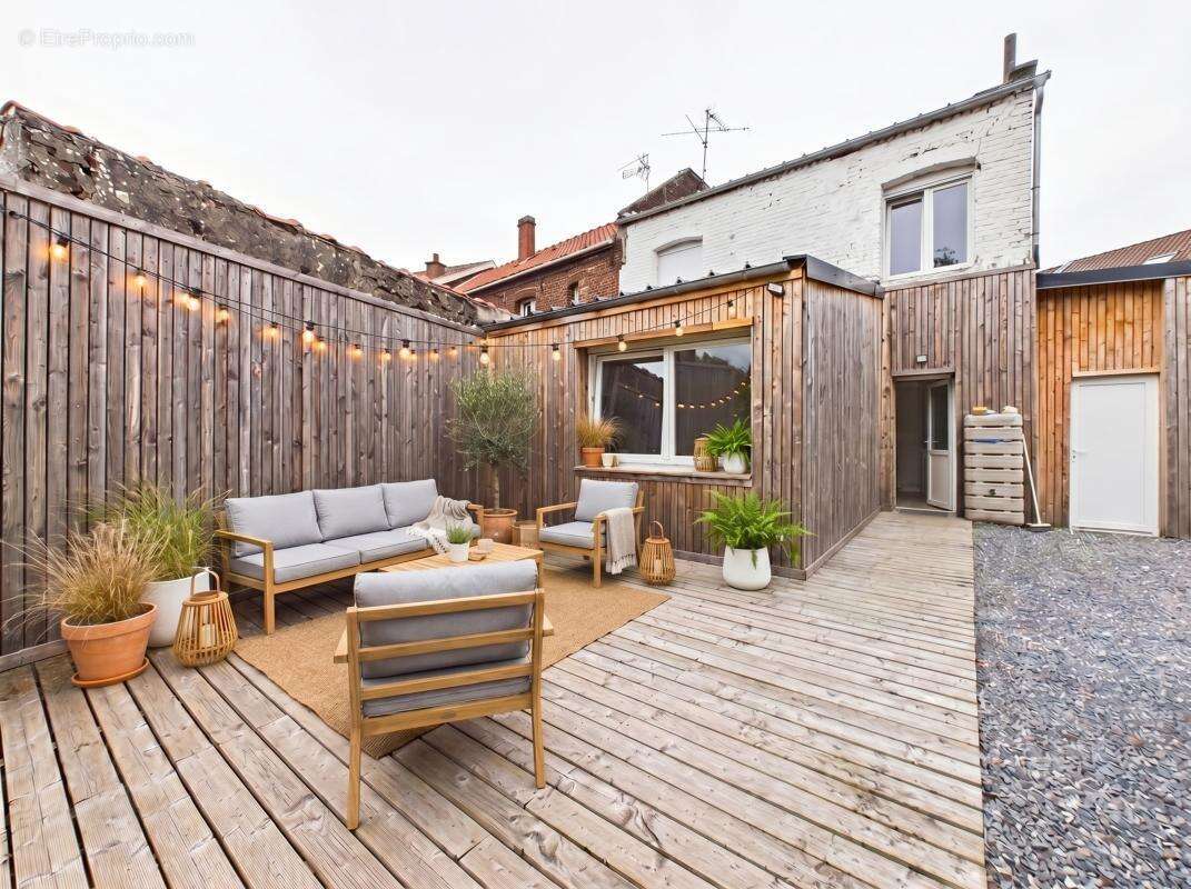 Maison à HASNON