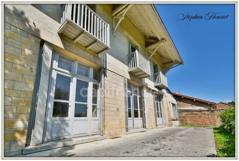 Maison à vendre 10 pièces VOUZIERS (08) - photo 3