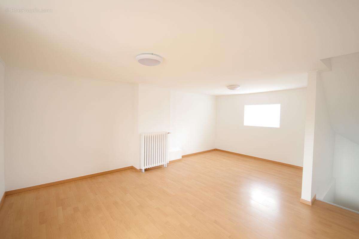 Maison à ECQUEVILLY