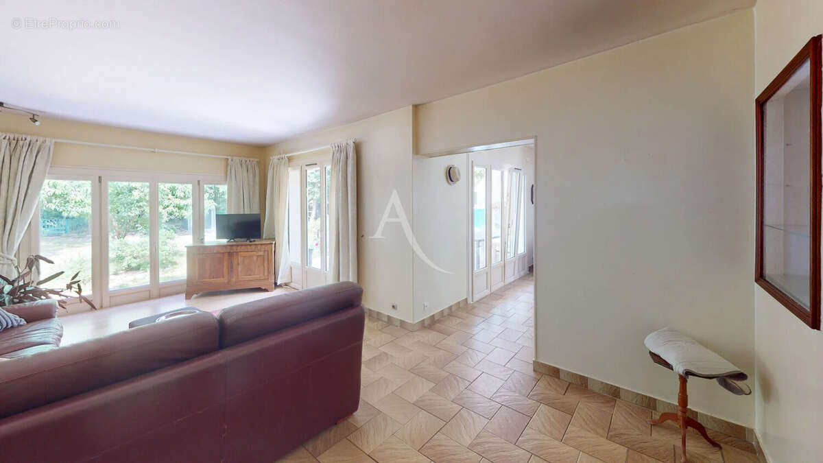Maison Le Chatelet En Brie 7 pièce(s) 122.32 m2 - photo 3