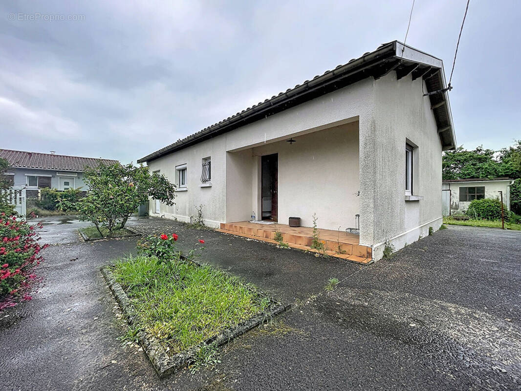 Maison à VILLENAVE-D'ORNON