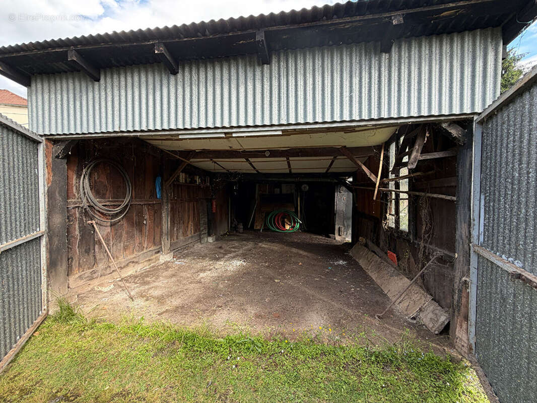 Decazeville- Maison T4 avec garage,atelier-jardin- EXCLUSIVITE - photo 11
