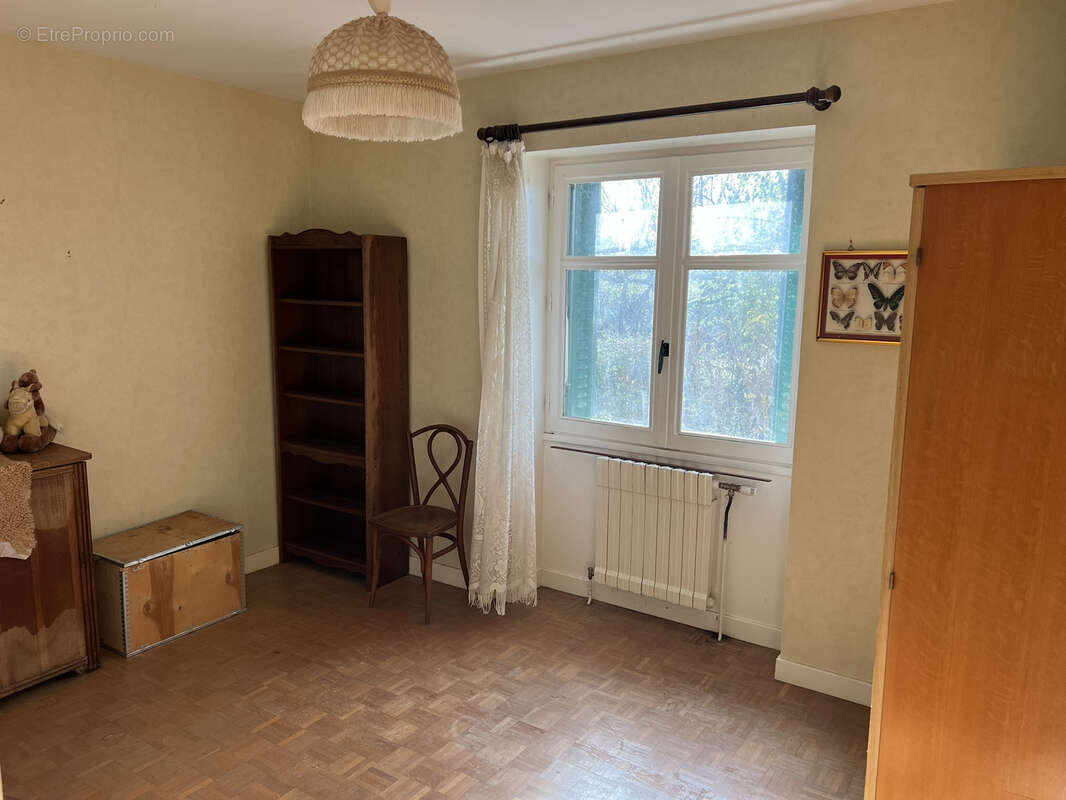 Maison à COLOMBIER-EN-BRIONNAIS