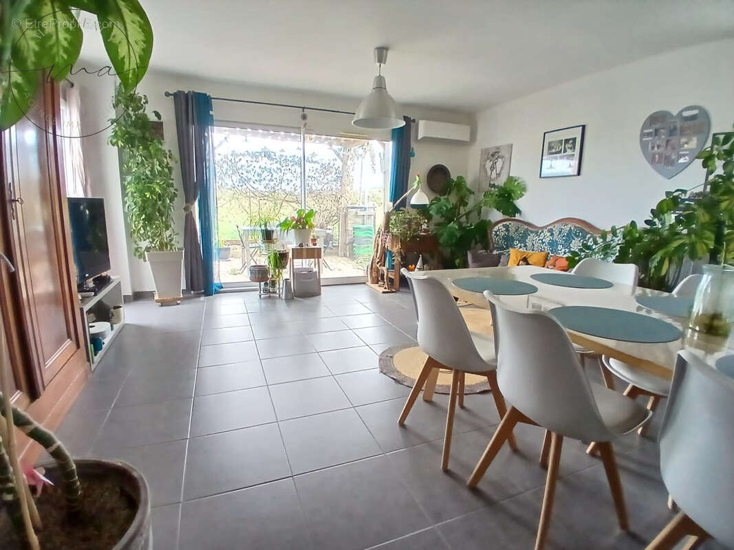 Maison à MONTADY