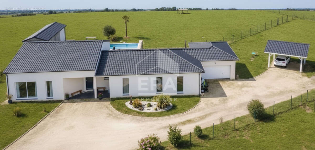 Maison à MONTPON-MENESTEROL