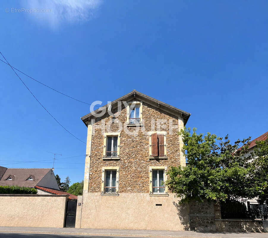 Maison à CHELLES