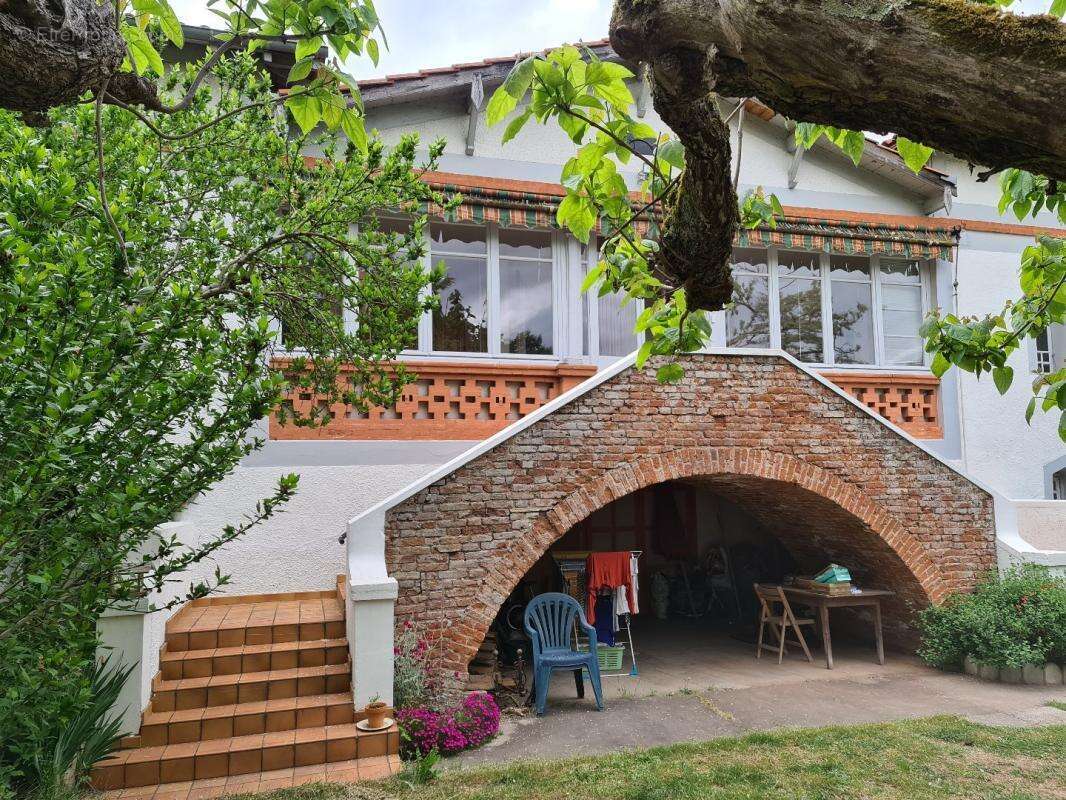 Maison à CAYRAC