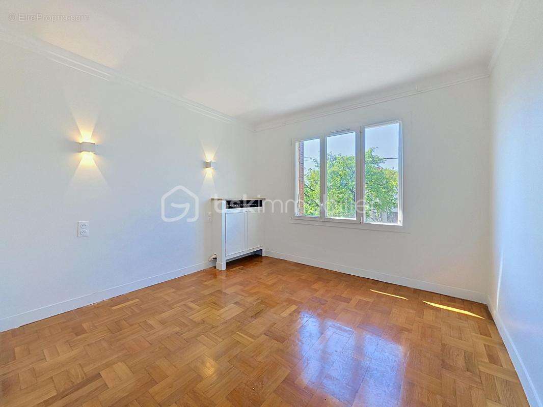 Maison à MONTREUIL