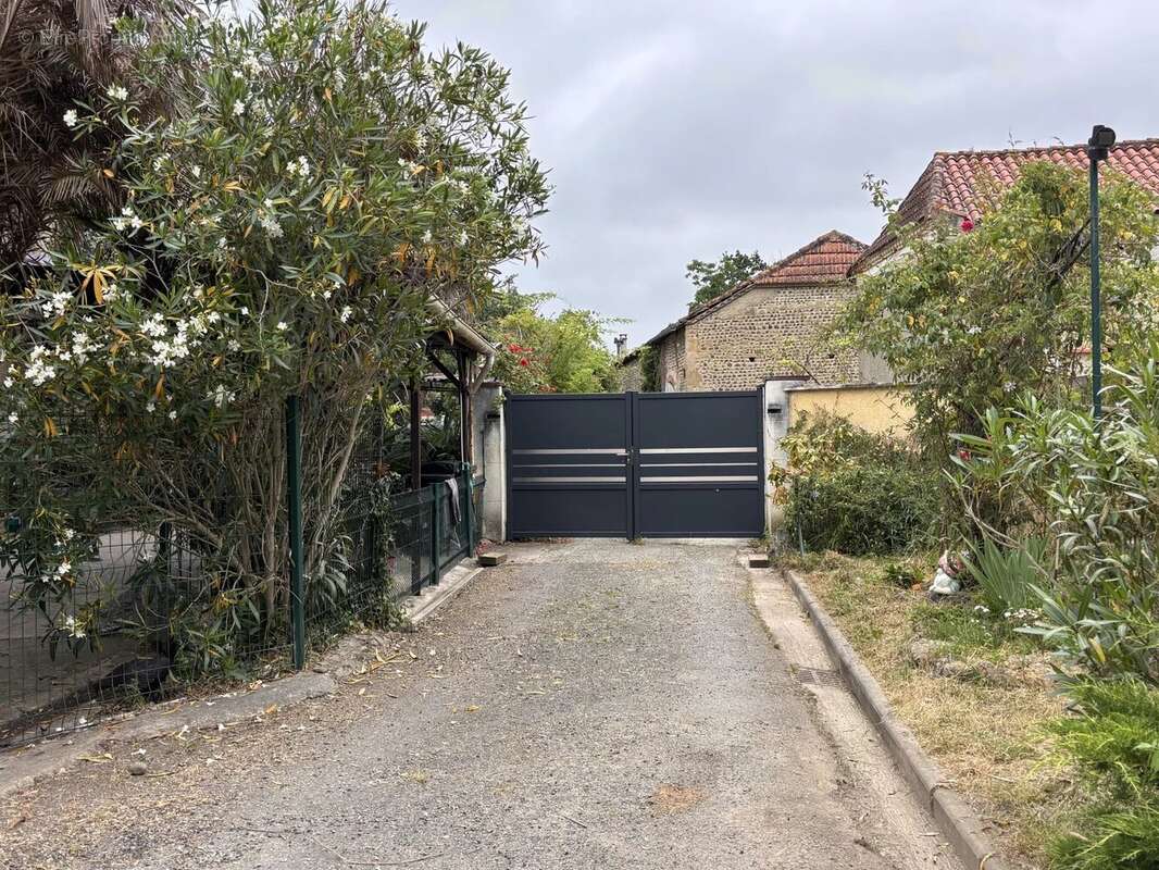Maison à MAUBOURGUET