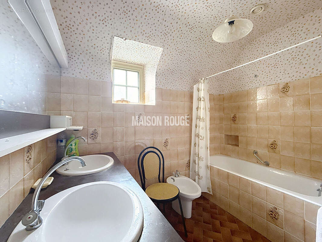 Investissement Gîtes Chambres d'Hôtes Longère avec Dépendances à St Marcan Proche Mont-St-Michel - photo 10