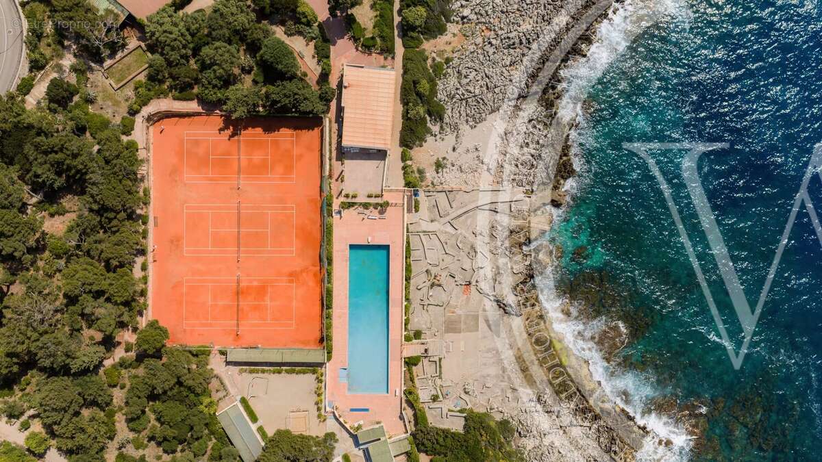 Appartement à ROQUEBRUNE-CAP-MARTIN