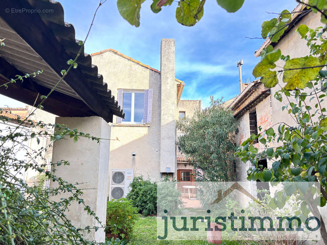 Maison à LAPALUD