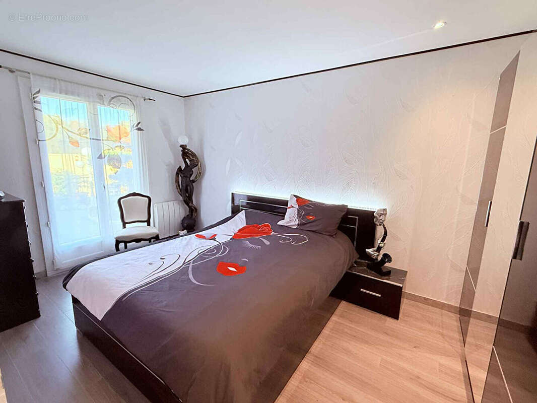 Maison à SAINT-LOUBES