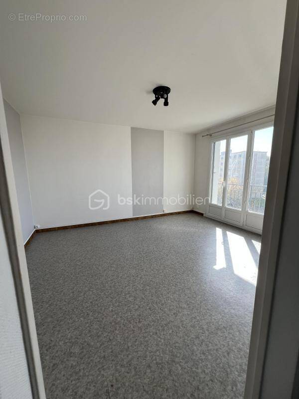 Appartement à JOUE-LES-TOURS