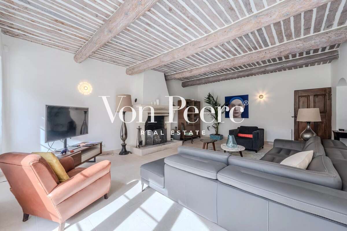 Maison à PLAN-D'ORGON