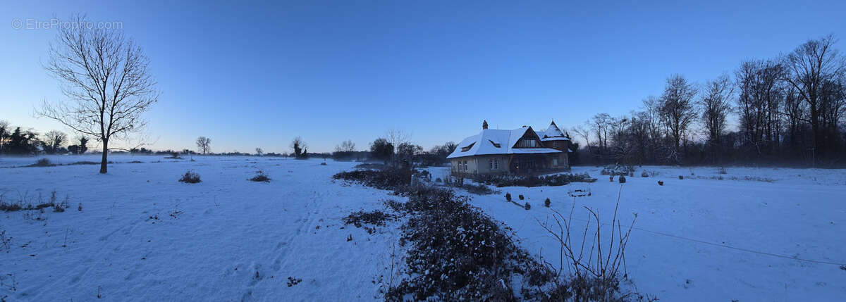 Maison à FLIXECOURT