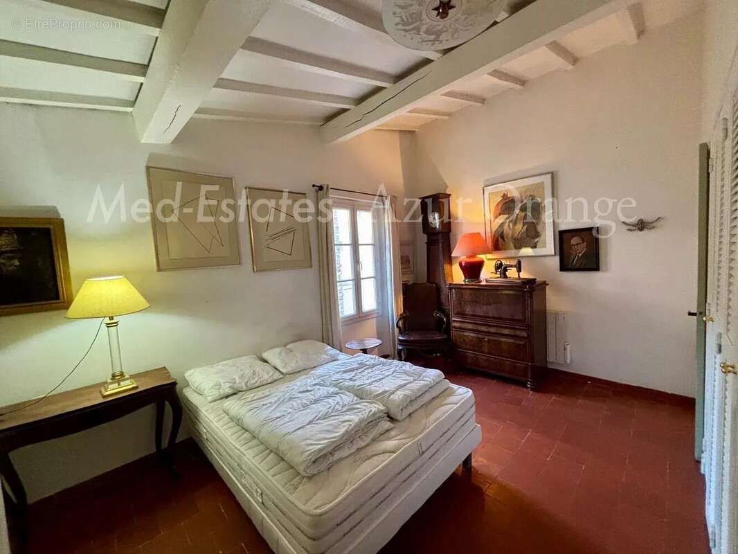 Appartement à LA GARDE-FREINET