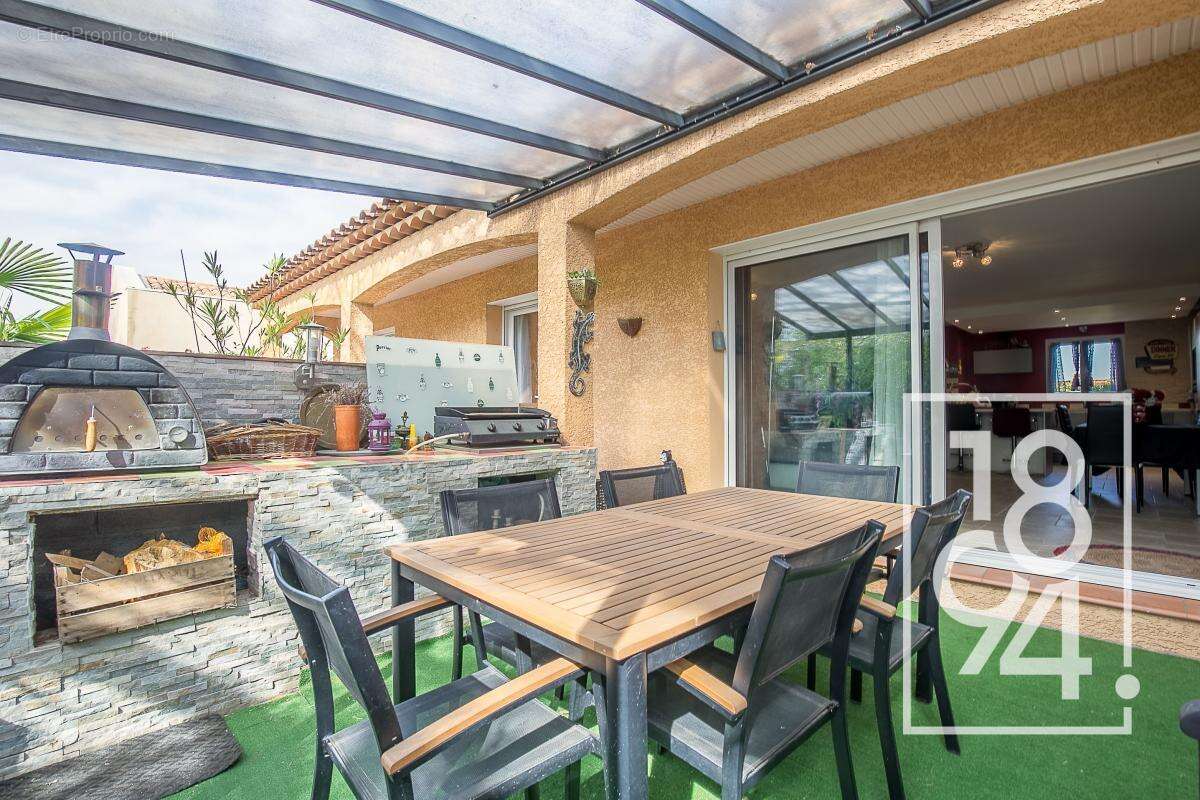 Maison à PEYROLLES-EN-PROVENCE