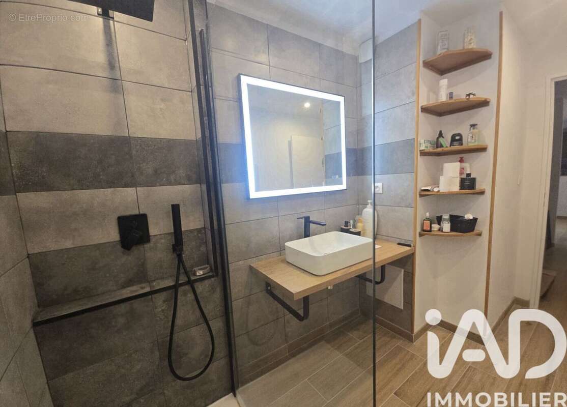 Appartement 77 m² à Tarbes  - photo 9