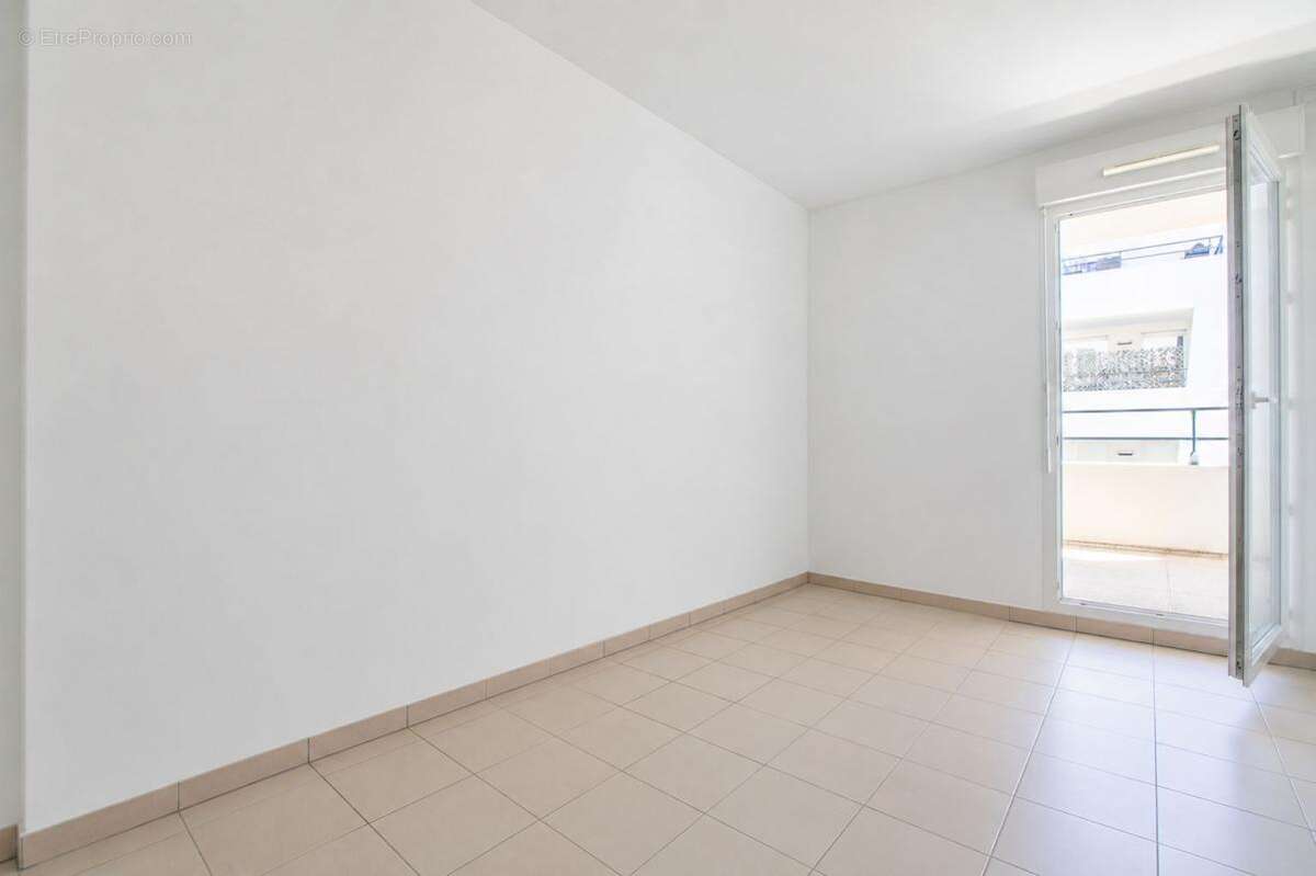 Appartement à MARSEILLE-9E