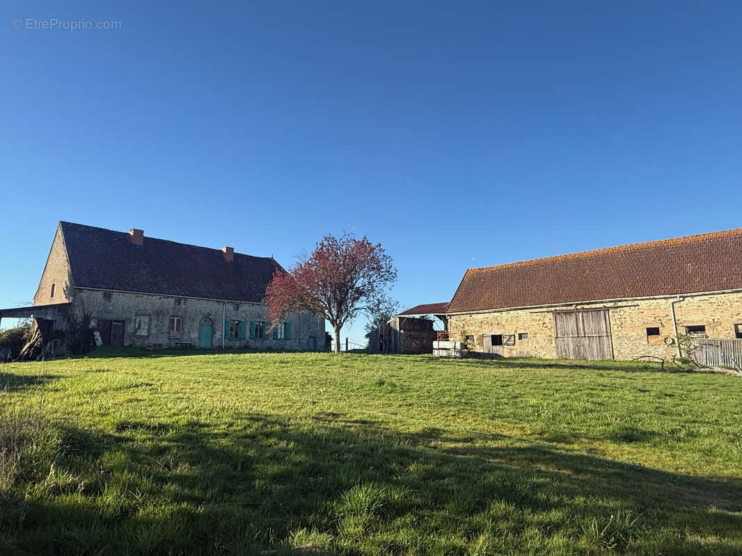 Maison à ARS-LES-FAVETS