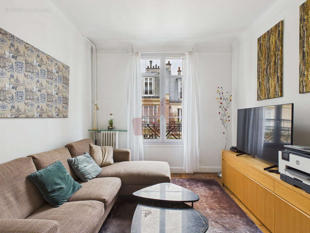 Appartement à PARIS-12E