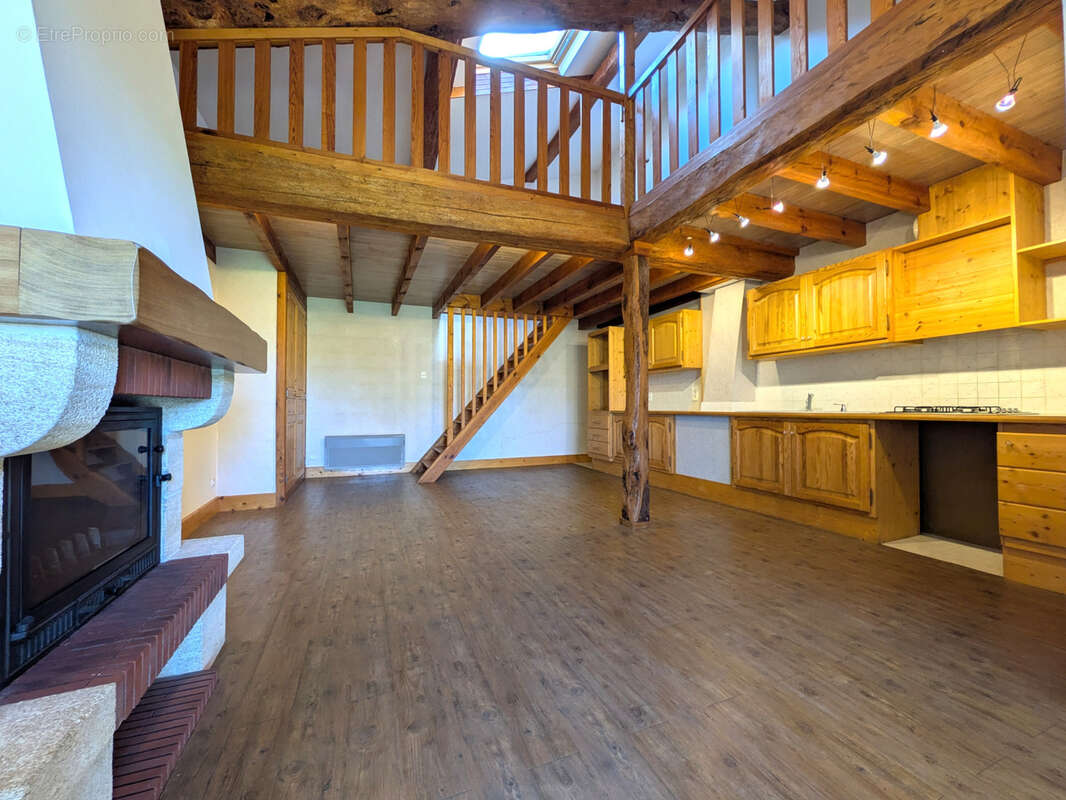 Appartement à SEYSSES