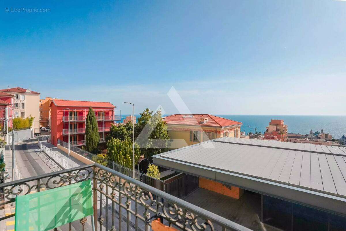 Appartement à BEAUSOLEIL