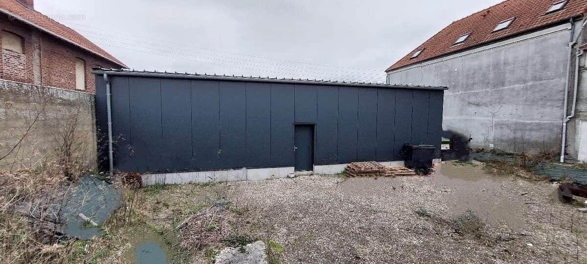 Commerce à MARLES-LES-MINES