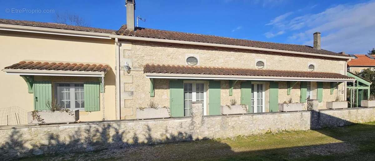 Maison à SAINT-LAURENT-DES-VIGNES