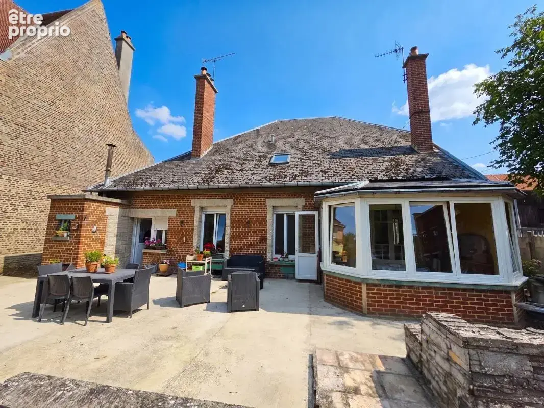 Maison individuelle 160m² avec 2 garages et jardin clos - photo 18