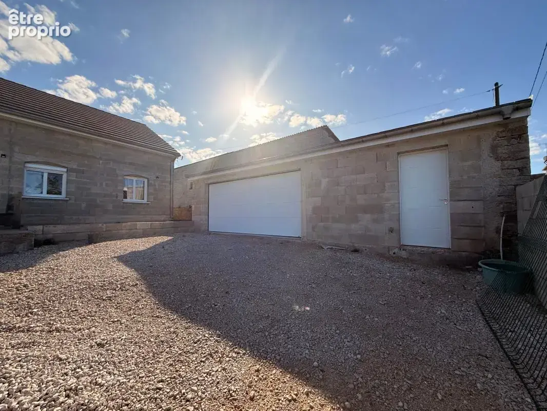 Saint Symphorien sur Saône, Maison de 120,87 m² , 4 chambres, double garage, terrain 696m² - photo 15