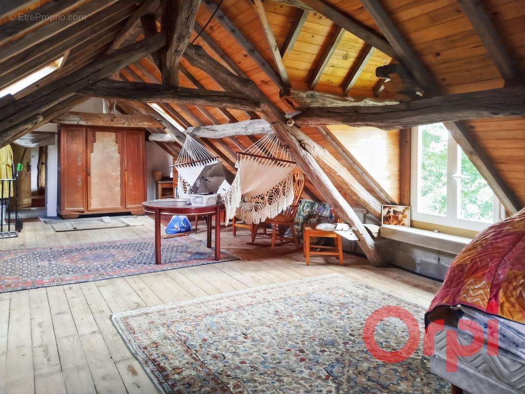 Maison à LURCY-LEVIS