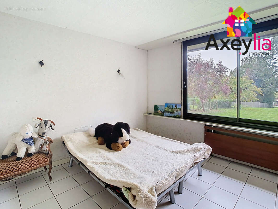 Maison à SAINT-ROMAIN-LA-MOTTE