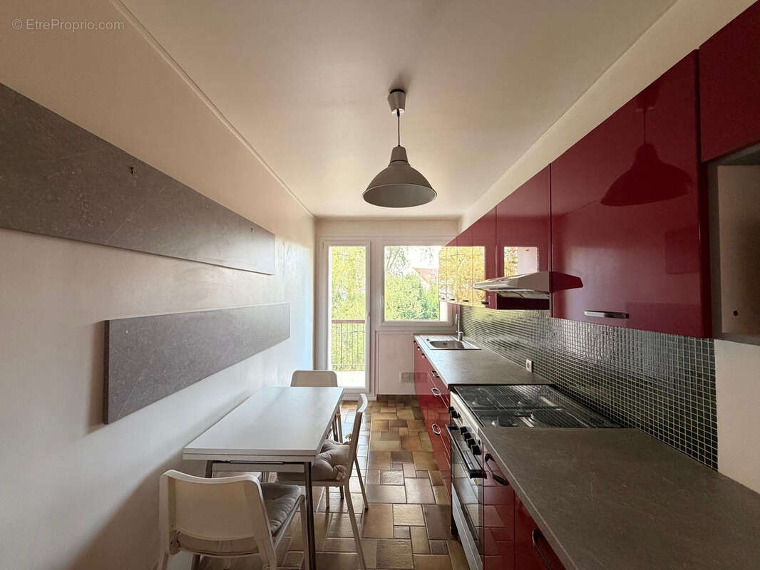 Tres beau quatre pieces refait a neuf - mennecy - - photo 7