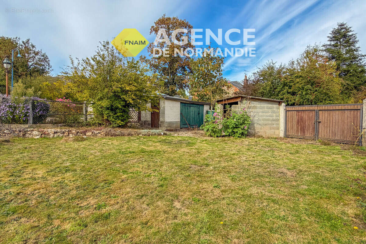 Terrain à MONTREUIL-L&#039;ARGILLE